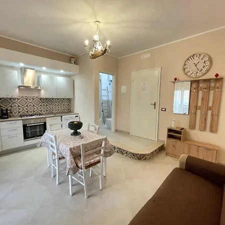 Maison Marianna شقة تْشيفالو
